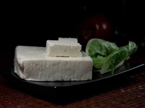 Difference between simple feta cheese and vegan feta cheese