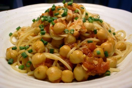 Different types of chickpea pasta